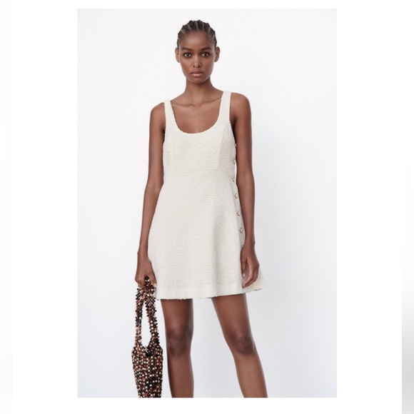 23. Zara tweed like textured mini dress with side size L - Picture 3 of 6